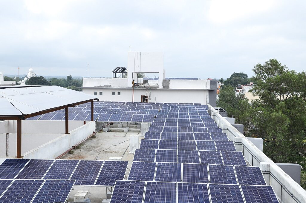 Solar rooftop Cleaning service in Ujjain 